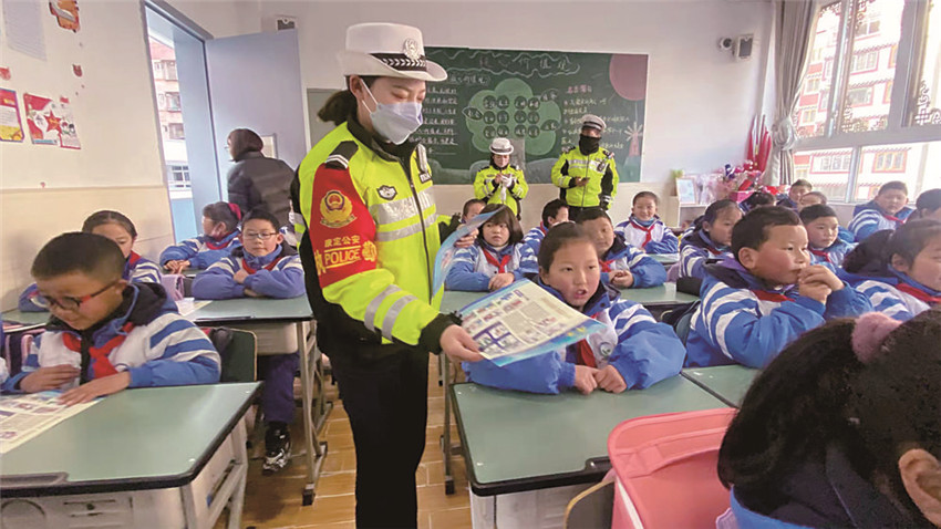 圖為開學第一課.jpg 圖為開學第一課.jpg